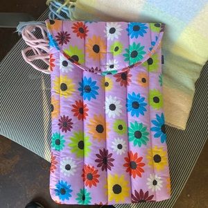 Baggu puffy laptop sleeve 16”